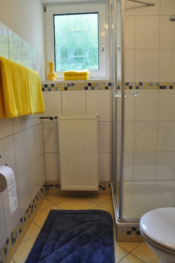 Ferienwohnung Am Waldrand Obernhain Esterno foto